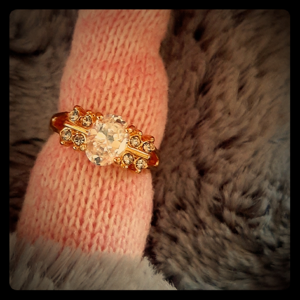 Sparkling Ring